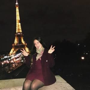 Meet your Posher, Andrea